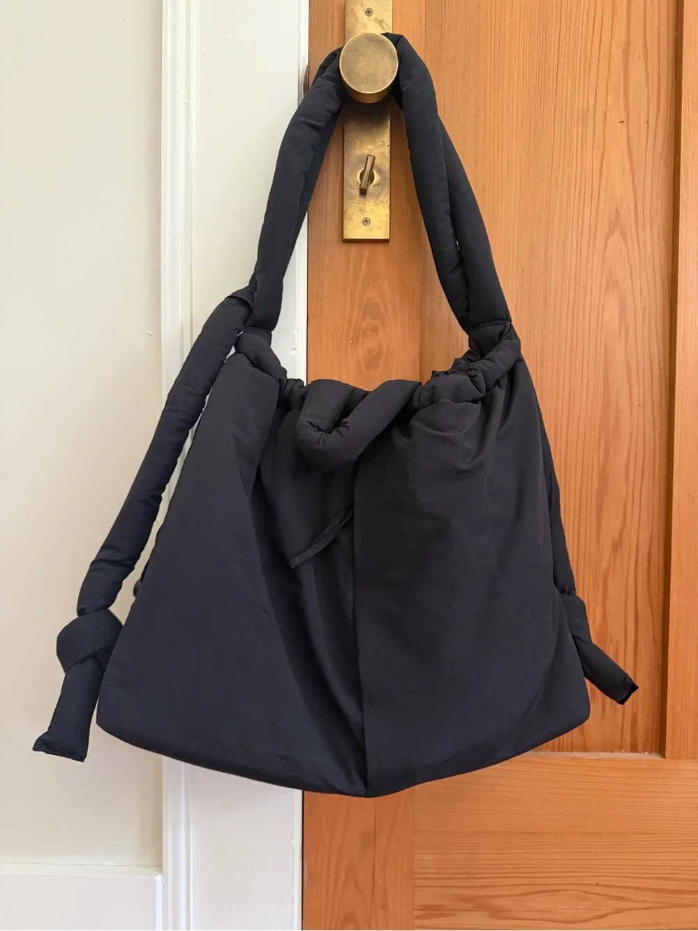 Olend Tote Bag with Knotted Strap